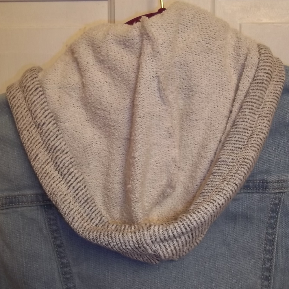 Mossimo Hooded Jean Jacket Size Small - Picture 7 of 8